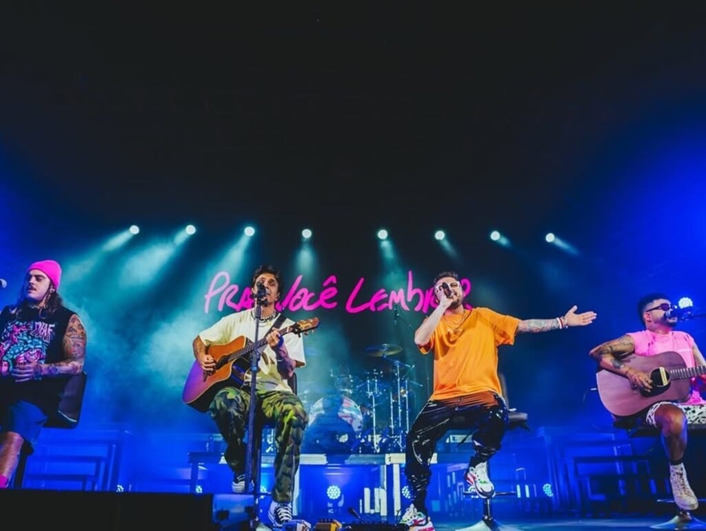 Pe Lu, do Restart, choca ao revelar quanto os integrantes ganhavam na época da banda