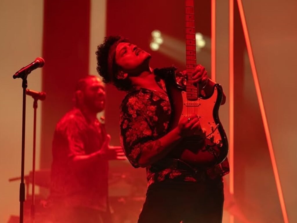 A uma semana do lançamento, Bruno Mars libera tracklist do álbum "The Romantic"