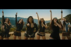 Comercial do Super Bowl de KATSEYE para State Farm tem música de sucesso do Bon Jovi