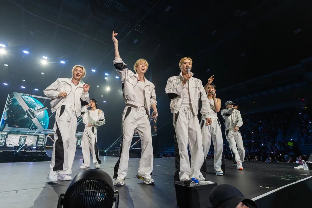 Fotos no palco e nos bastidores