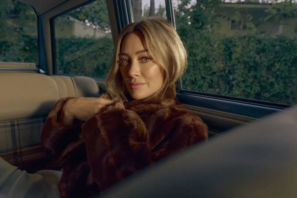 'Luck… or Something' de Hilary Duff estreia no Top 10 em 4 paradas da Billboard